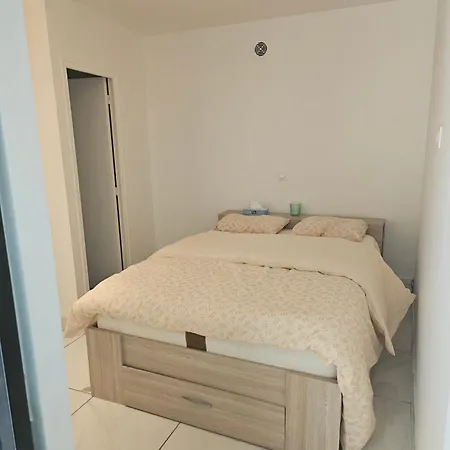 Kifkif Entree Autonome Boite A Clef Apartment Saint-Germain-les-Arpajon Exterior photo